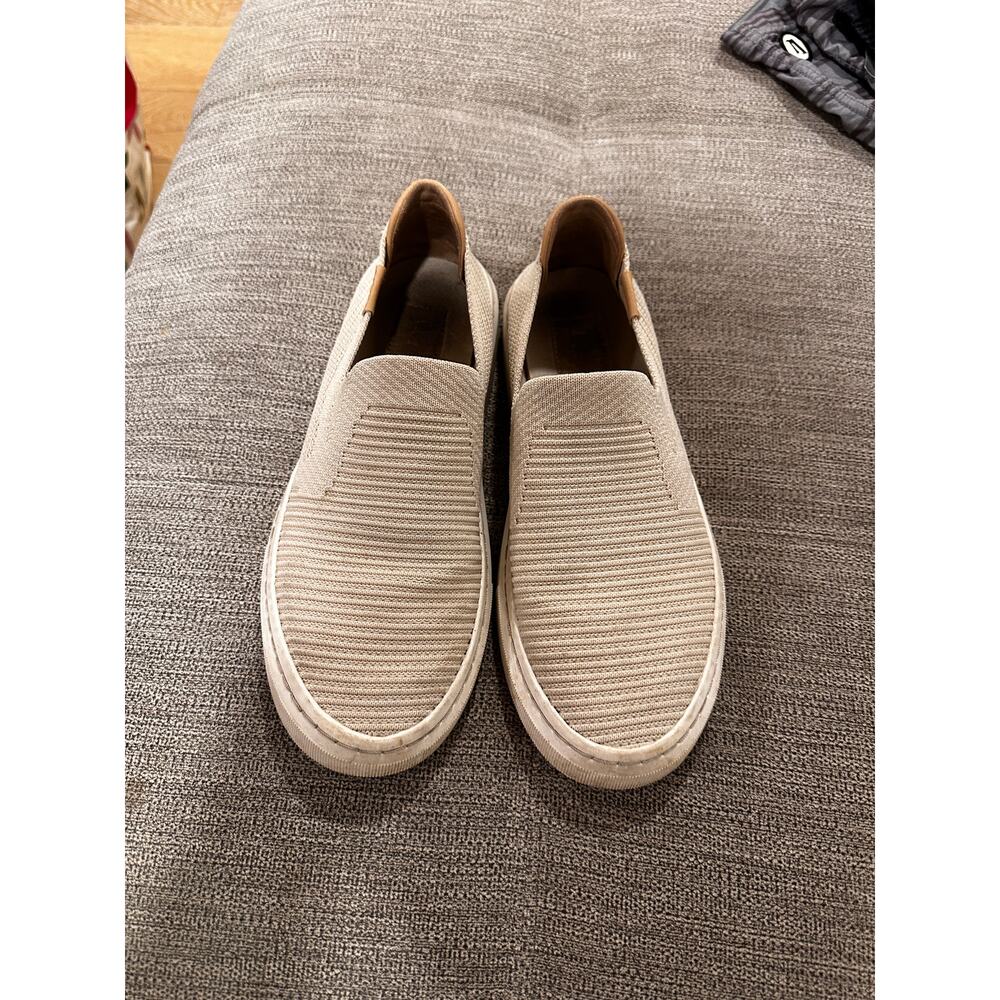 Ugg Slip on Casual Beige Women's Shoes Size 7.5